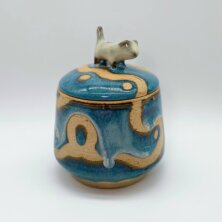 Chung Swoopy Cat Jar on a white background.