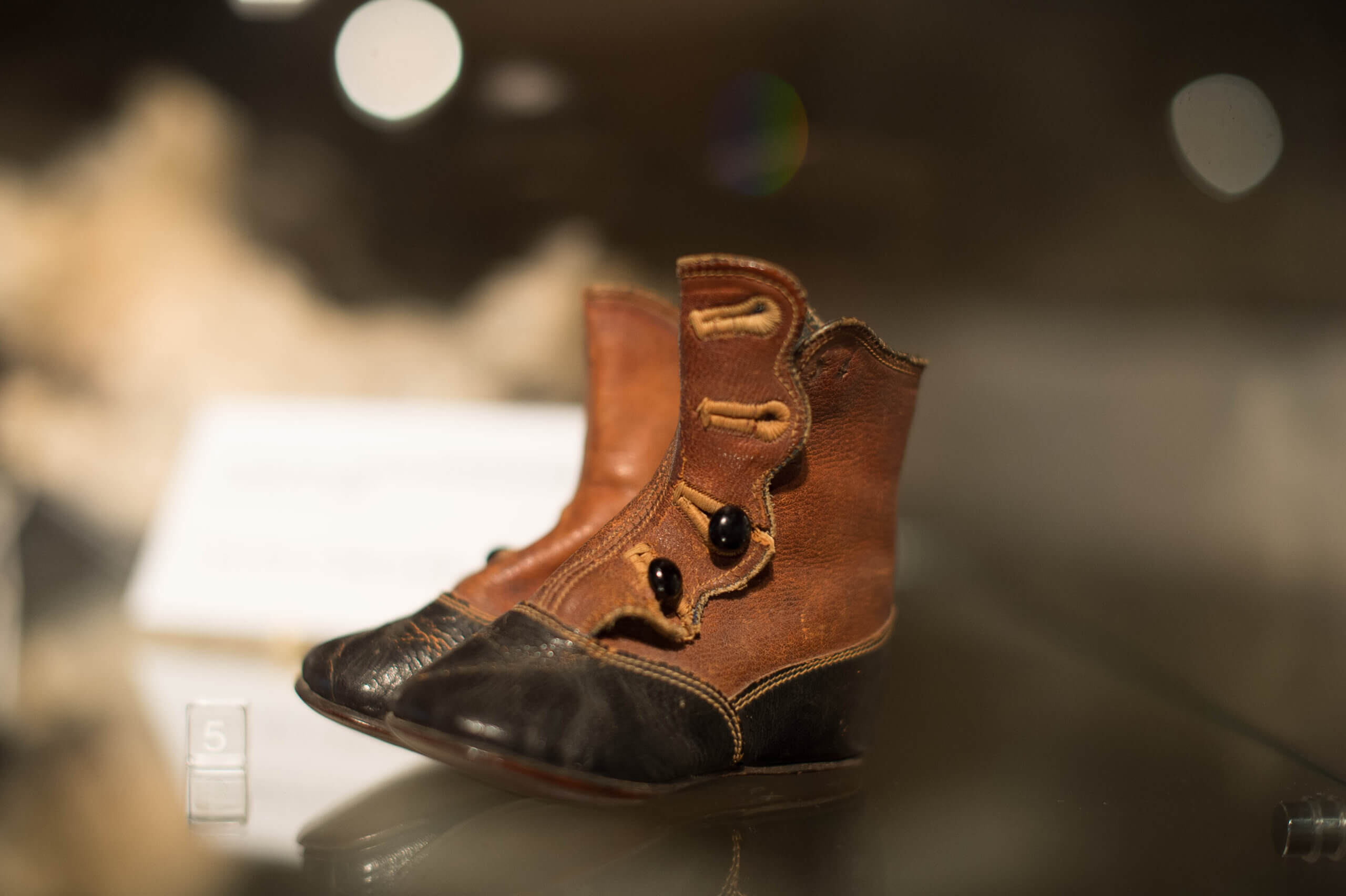 Artifact, Children Shoes